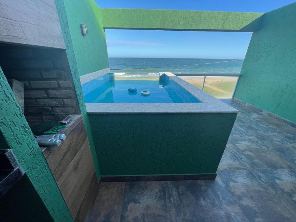 Triplex Beira Mar Rio Das Ostras Rj Exteriér fotografie